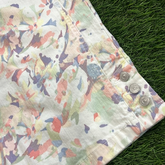 Gloria Vanderbilt Vintage White Belted Skimmer Shorts - Picture 2 of 10